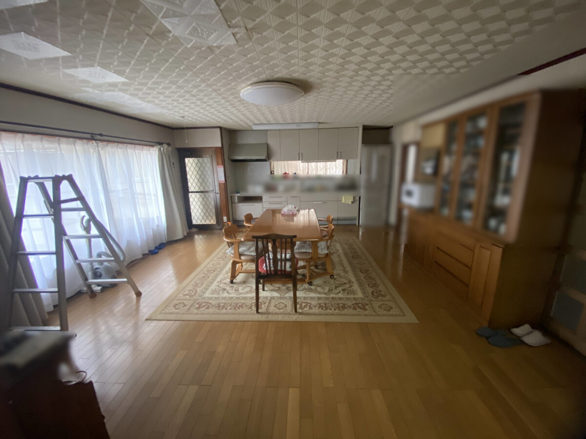 Wood house on a large plot in Hyogo