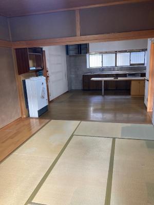 1980s steel-frame house, 11-min walk to station, Fukui