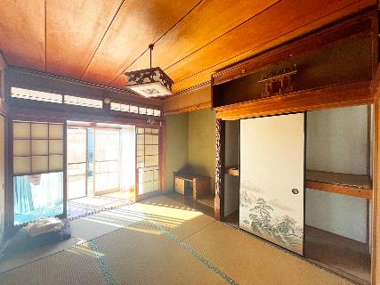 1970s wood house, 18-min walk to station, Tochigi