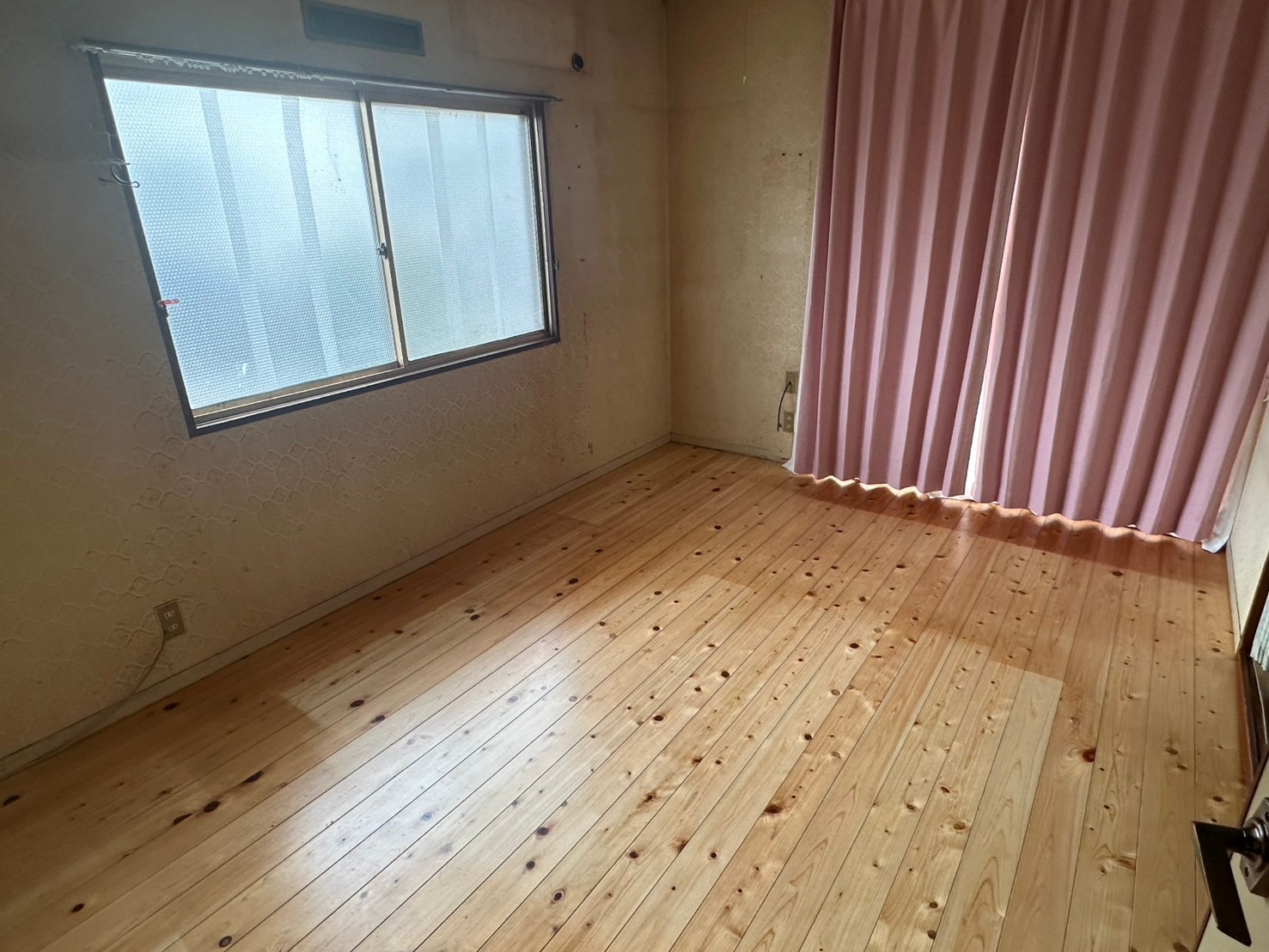 1970s steel-frame house in Ehime