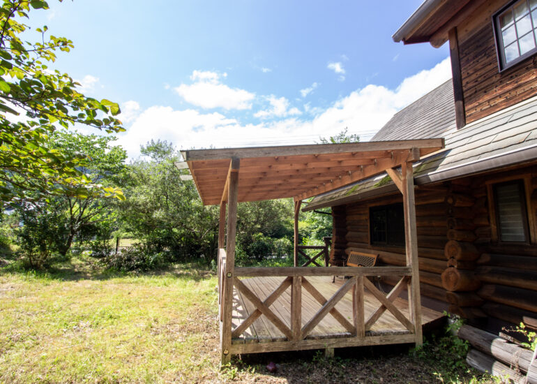 2000s wood house in Matsusaka Kahada