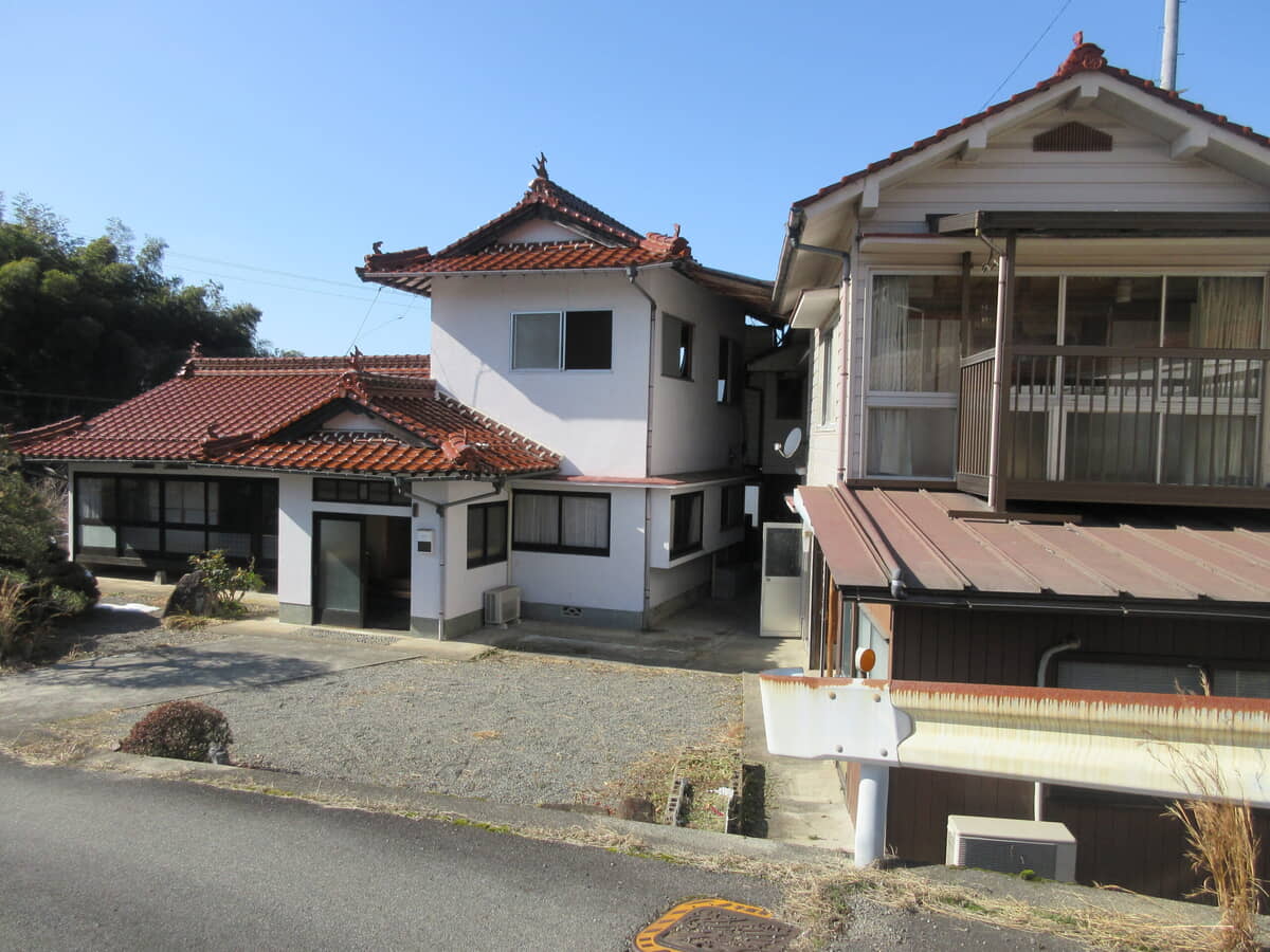 1960s wood house, 11-min walk to station, Hiroshima