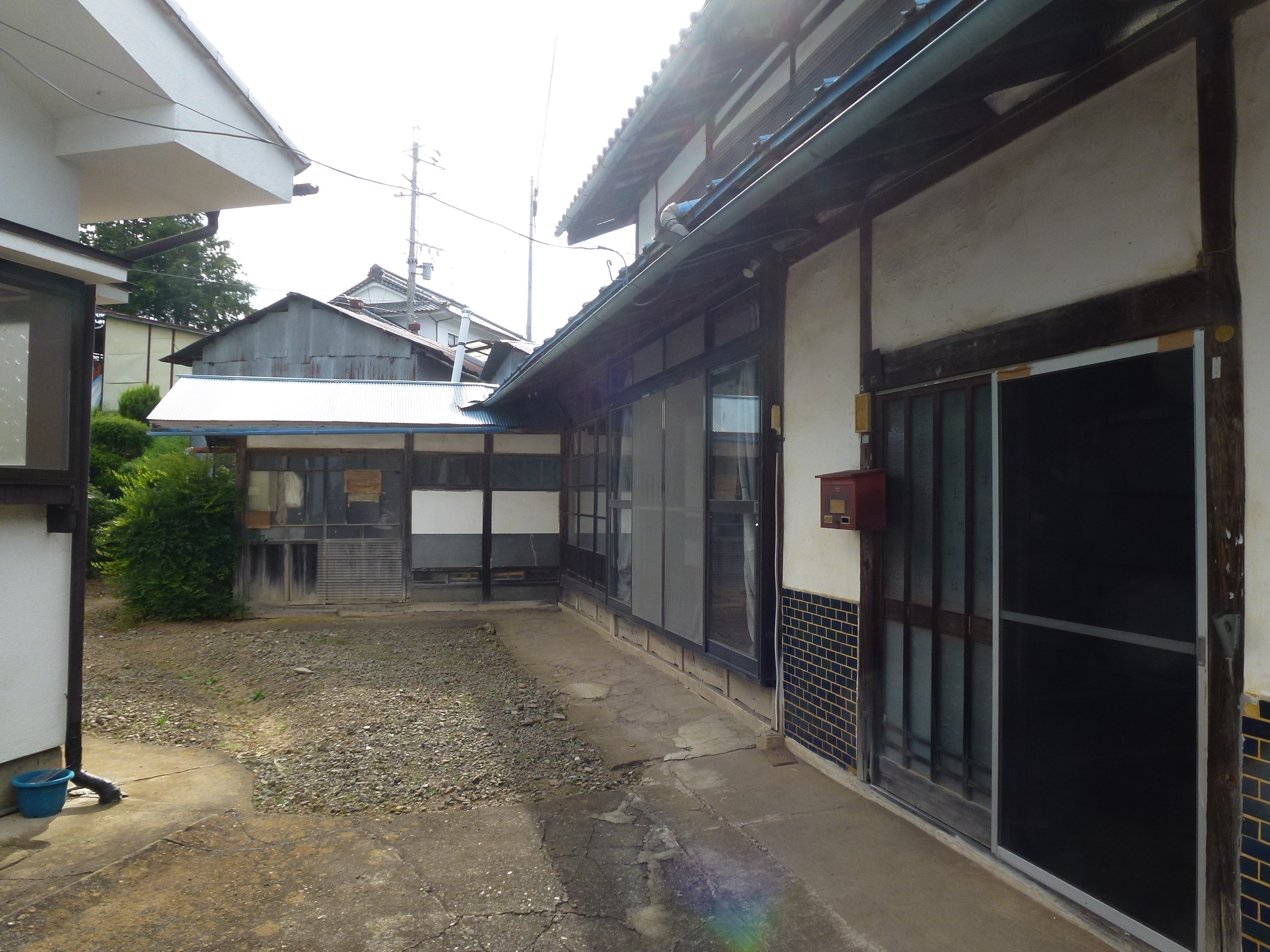 Wood house with outbuildings in Nagano