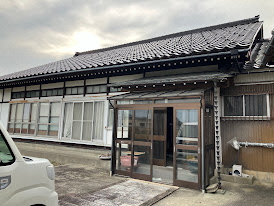 1860s wood house on a large plot in Toyama