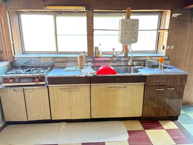 1980s house on a large plot in Yamanashi