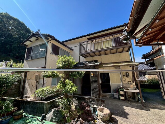 1970s wood house in Miyazaki