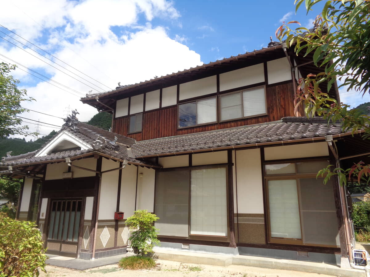 1980s wood house in Hiroshima