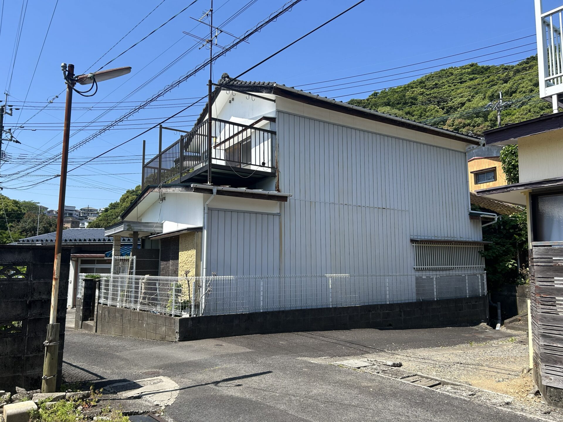 1970s wood house, 9-min walk to station, Miyazaki