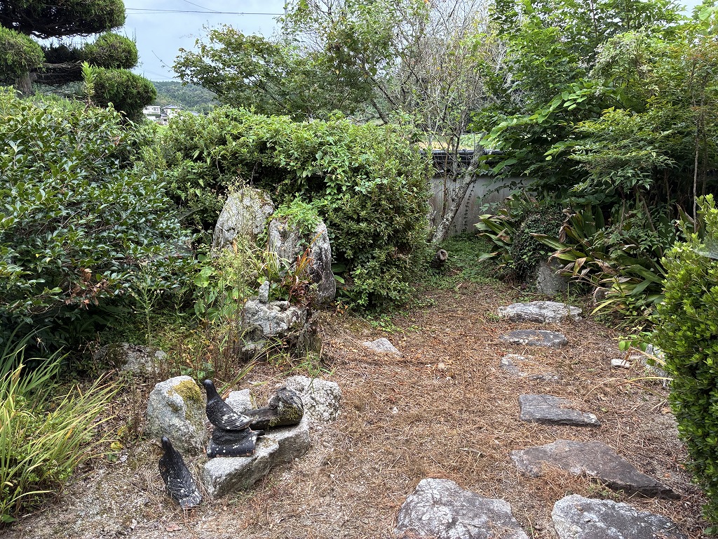 Wood house on a large plot in Yamaguchi