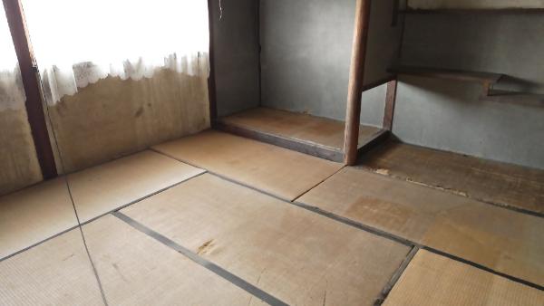 1930s wood house on a large plot in Hyogo