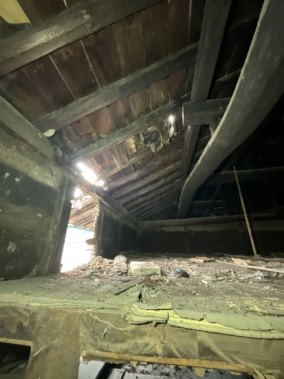 1880s wood house on a large plot in Nagano