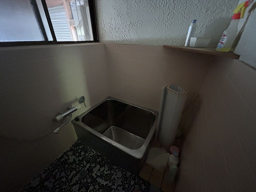1970s wood house in Mie