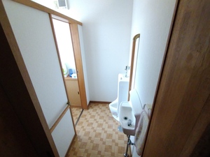 1960s wood house, 14-min walk to station, Yamagata