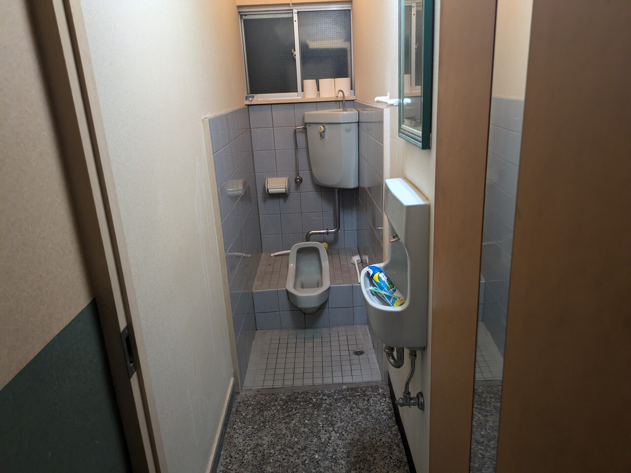 1970s wood house, 10-min walk to station, Ishikawa
