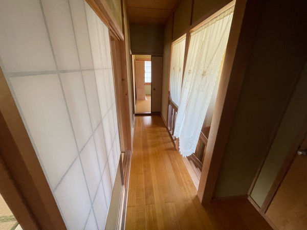 1980s wood house in Tottori