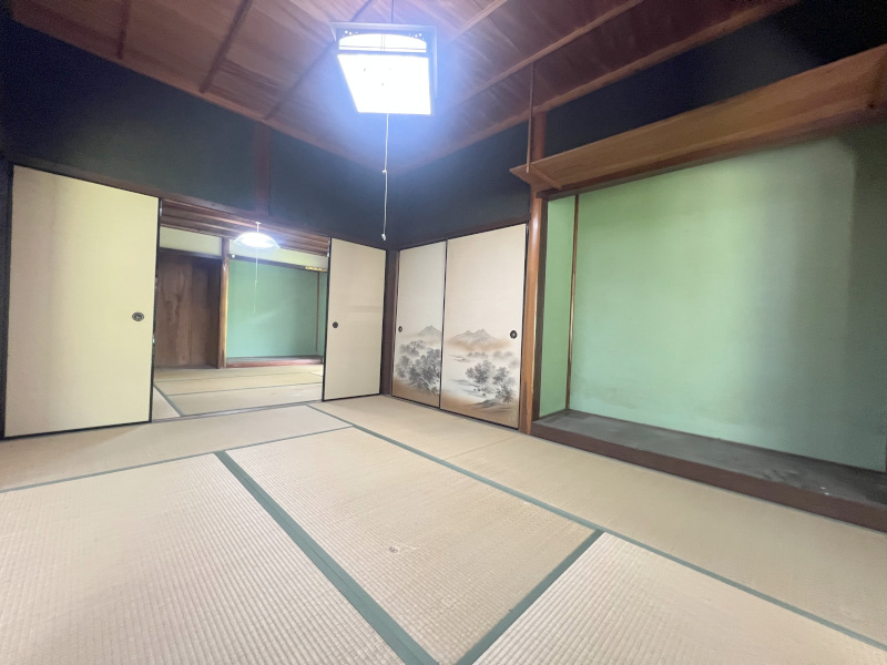 House with storehouses in Hyogo