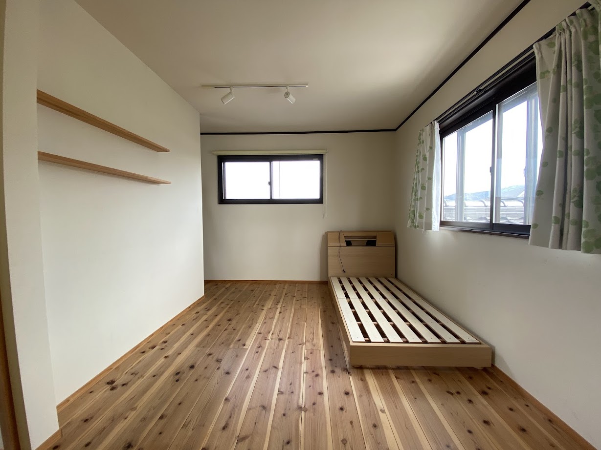 1990s wood house in Toyama