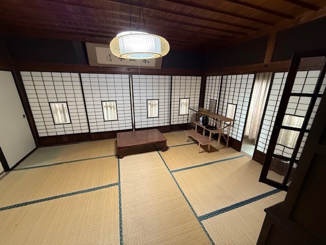1920s house on a large plot in Yamanashi