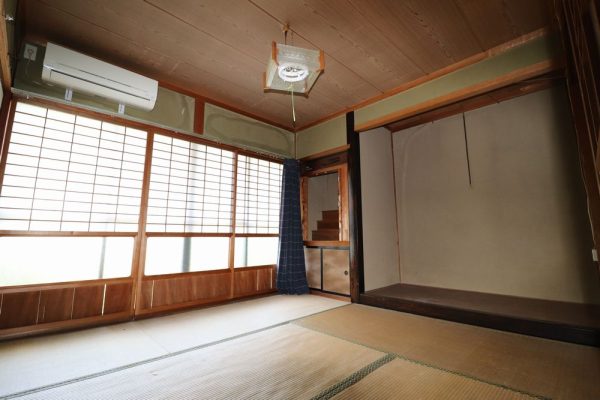 1980s house in Shimane