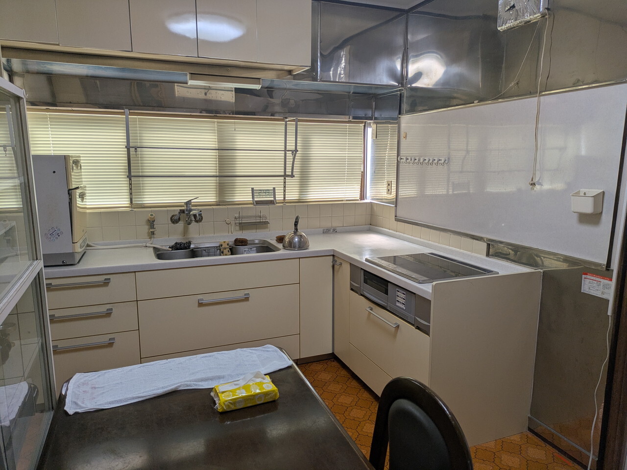 1990s wood house, 9-min walk to station, Ishikawa