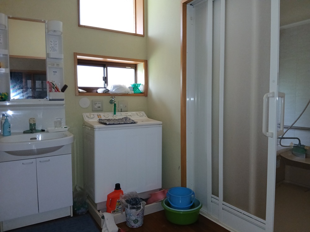 Wood house, 12-min walk to station, Iwate