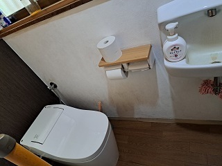 1970s house on a large plot in Sueyoshi, Soo