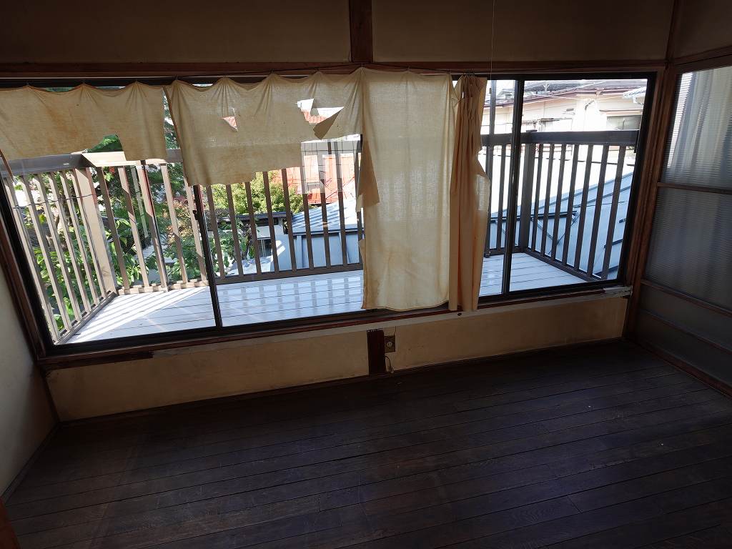 1950s wood house, 3-min walk to station, Nagano
