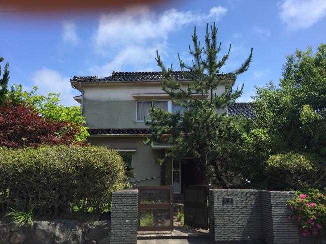 1970s wood house, 16-min walk to station, Shimane
