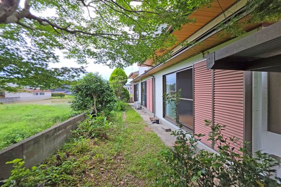 1980s wood house, 8-min walk to station, Wakayama