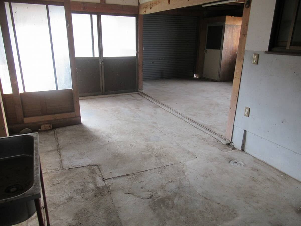 1970s wood house, 11-min walk to station, Hiroshima