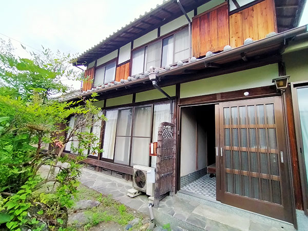 1960s steel-frame house, 15-min walk to station, Nara