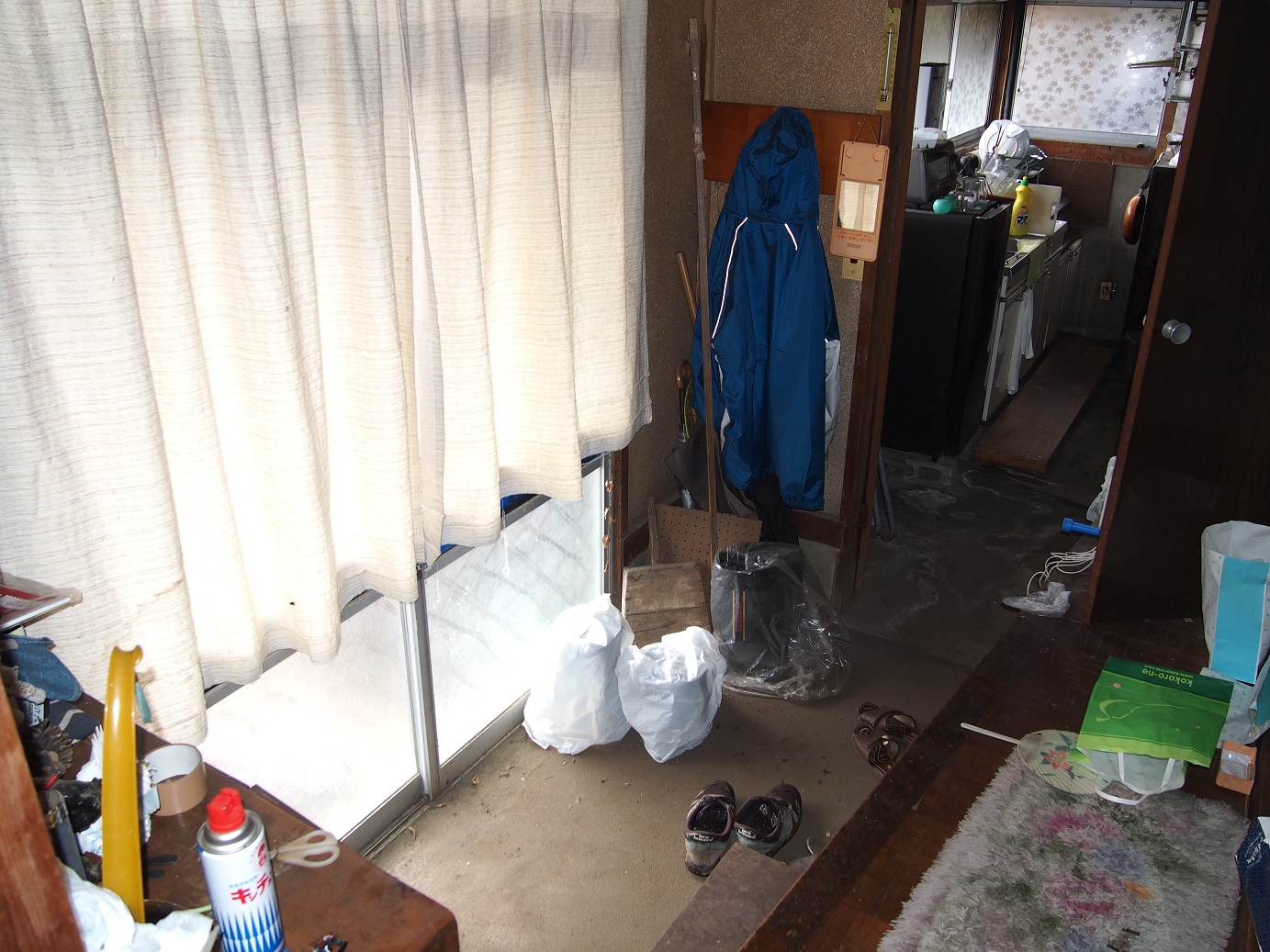 1960s wood house on a large plot in Tochigi