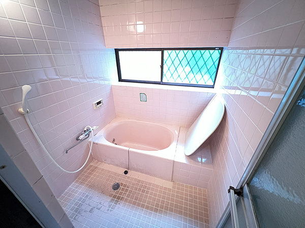 1990s wood house in Nara