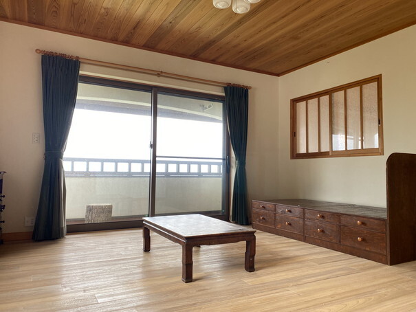 2000s house on a large plot in Yamanashi