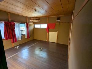 Gero City Akiya Bank [Gero 045] For Sale 3.5 yen Million / Many Rooms / Family-Friendly / 5 Minutes by Car to Gero Hot Spring