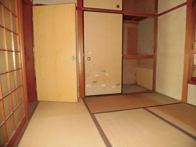 1970s wood house in Hyogo