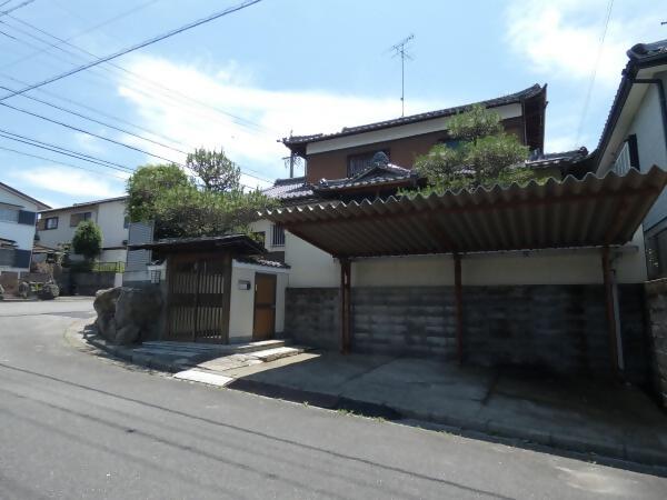 Vacant House at Nagasaka 2-100, 101