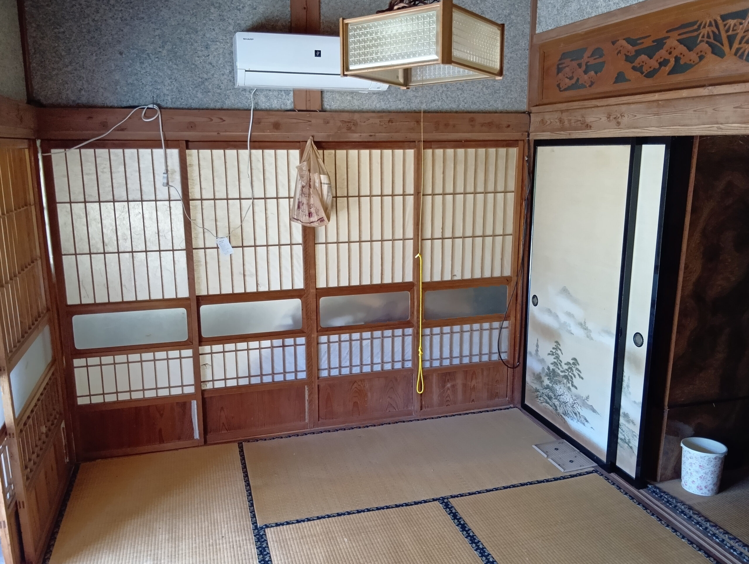Karakunizawa: Peaceful single-story house with garden, ideal for small families
