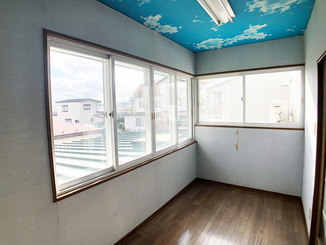 1990s wood house, 7-min walk to station, Aomori