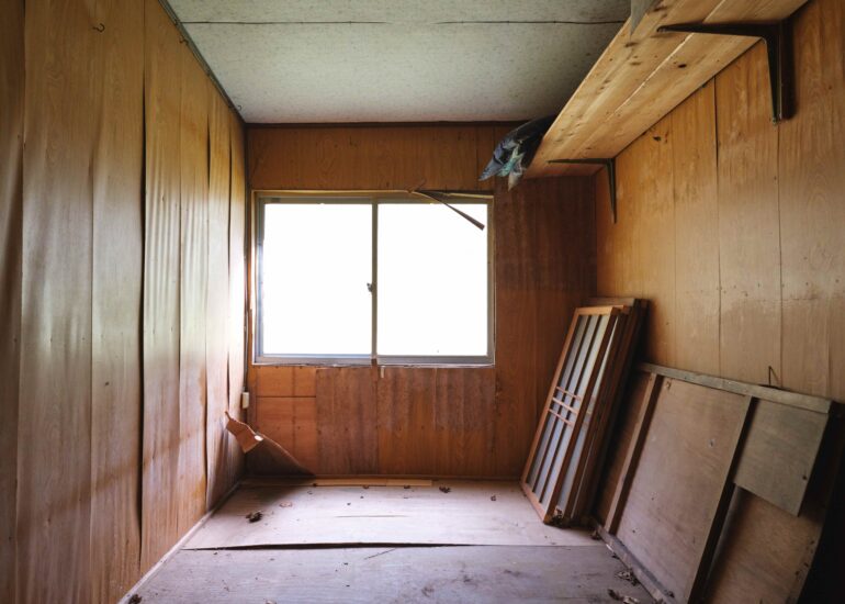 Wood house on a large plot in Matsusaka Kahada