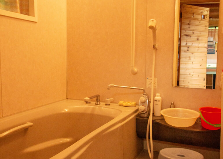 2000s wood house in Matsusaka Kahada
