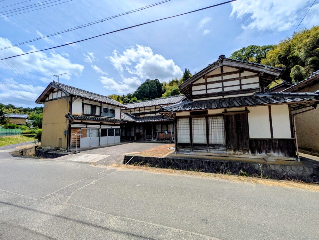 House in Mineyama, Kyotango