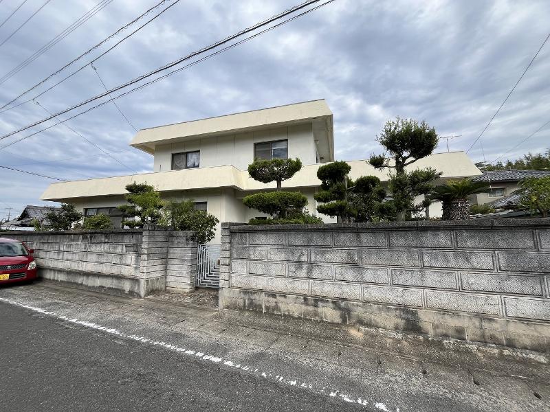 1970s concrete house in Kagawa