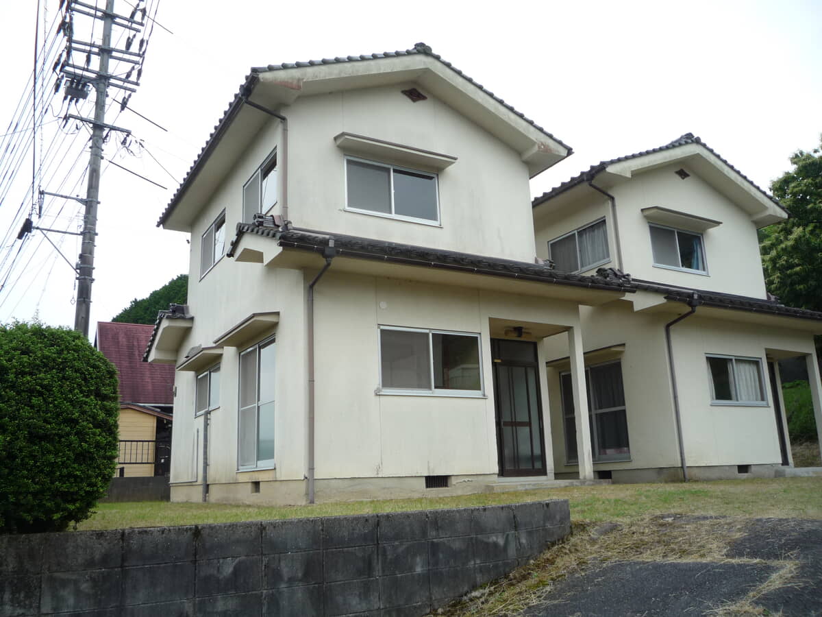 1980s wood house in Hiroshima