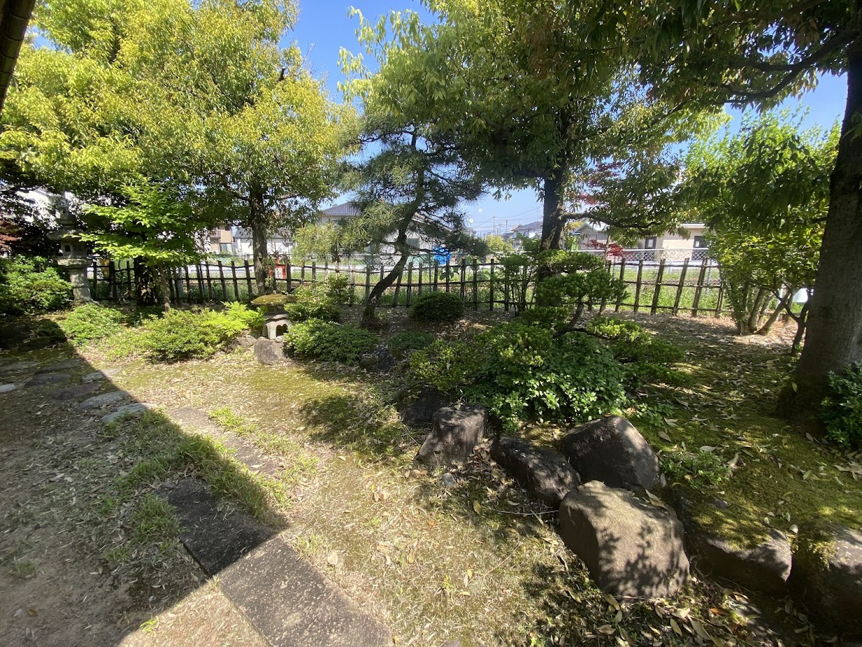 2000s wood house, 12-min walk to station, Toyama