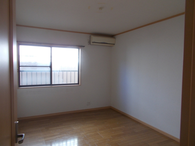 2000s wood house in Hyogo