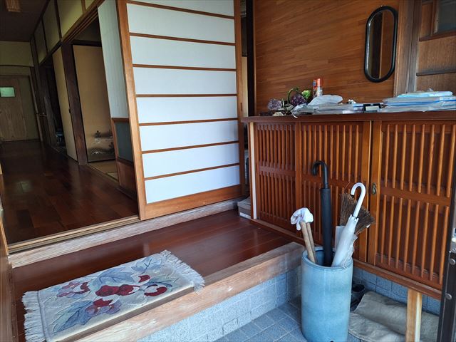 1930s wood house, 14-min walk to station, Yamaguchi