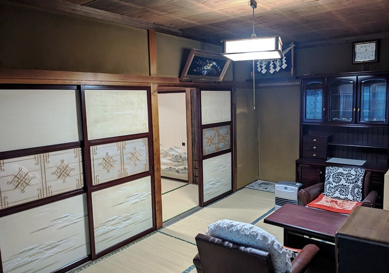 1970s wood house, 6-min walk to station, Aomori