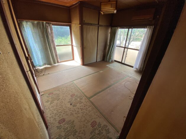Wood house in Ehime