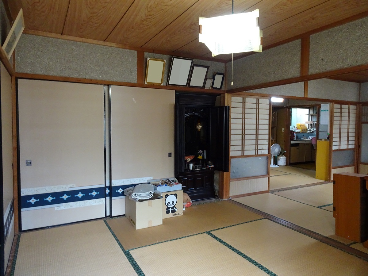 1970s wood house in Hyogo